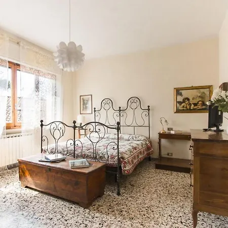 Cesare Apartment